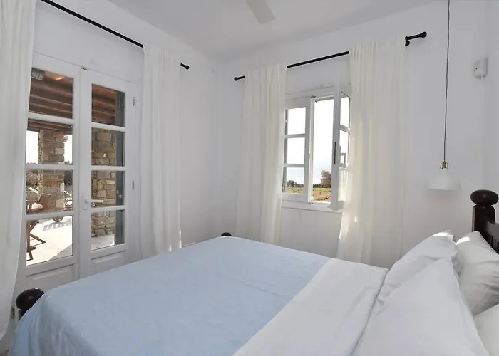 Cycladic In Kampos By Ghh